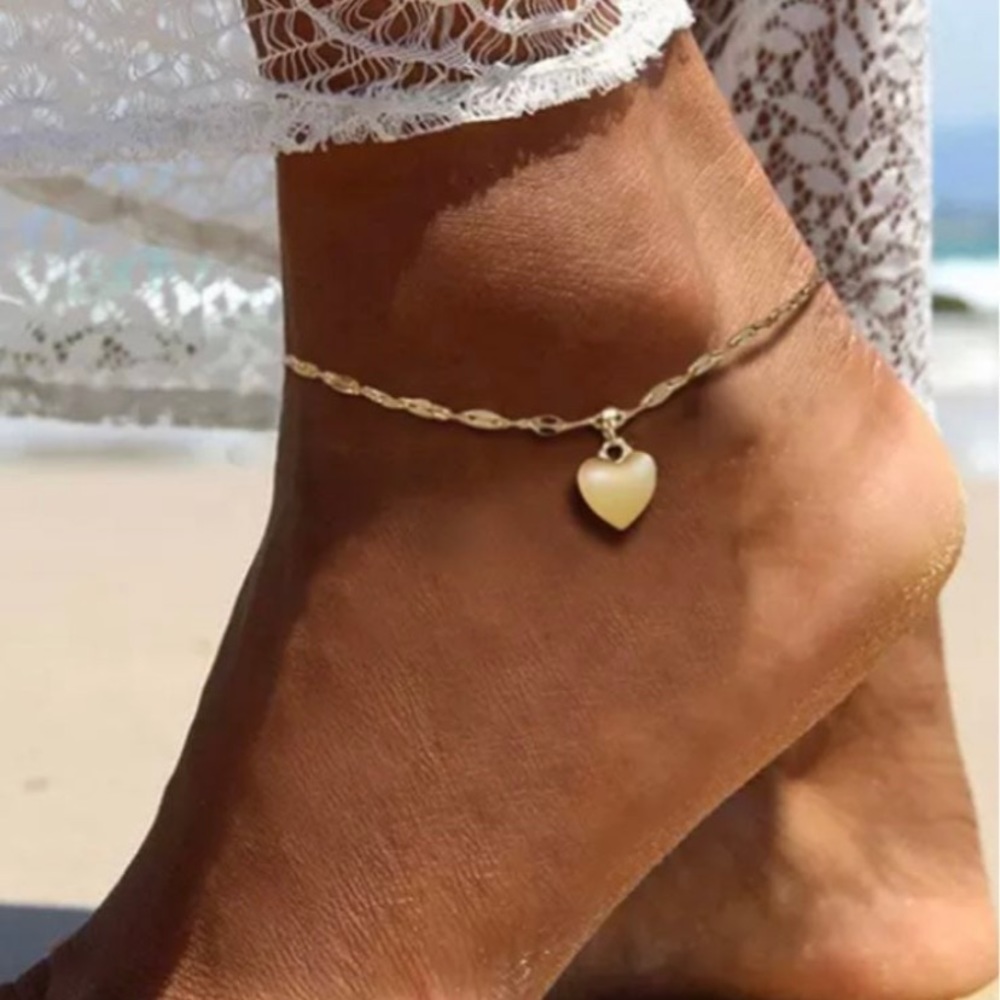 Heart anklet